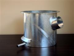 [BVB 0102 SU 0020] Brokvijzelbak Ø 102 mm met een uitloop onder 20° (prijs is inclusief verzending op pallet)