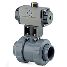 [1410-DW0020] PVC kogelkraan 2-weg pneumatisch DW
