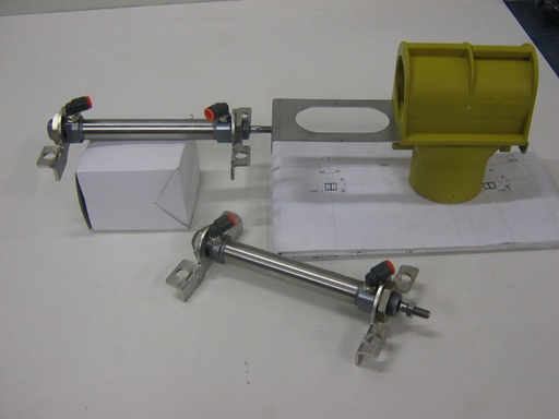 Cilinder en beugels t.b.v. pneumatische schuif Ø 50,8 mm